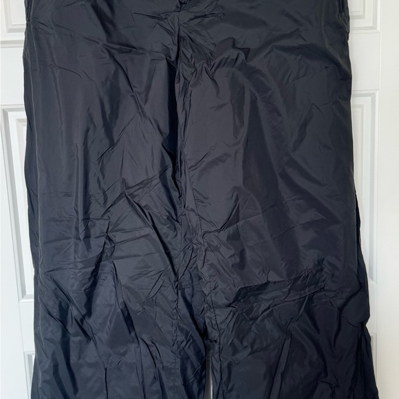 NWT Aerie Offline Chillside Snow Ski Pants •‎ True Black down alternative size S - Picture 4 of 16